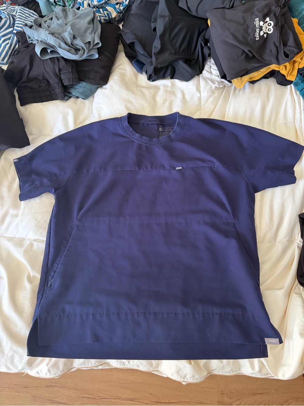 Figs Woman’s  Navy Blue Short-Sleeve Crew Tee